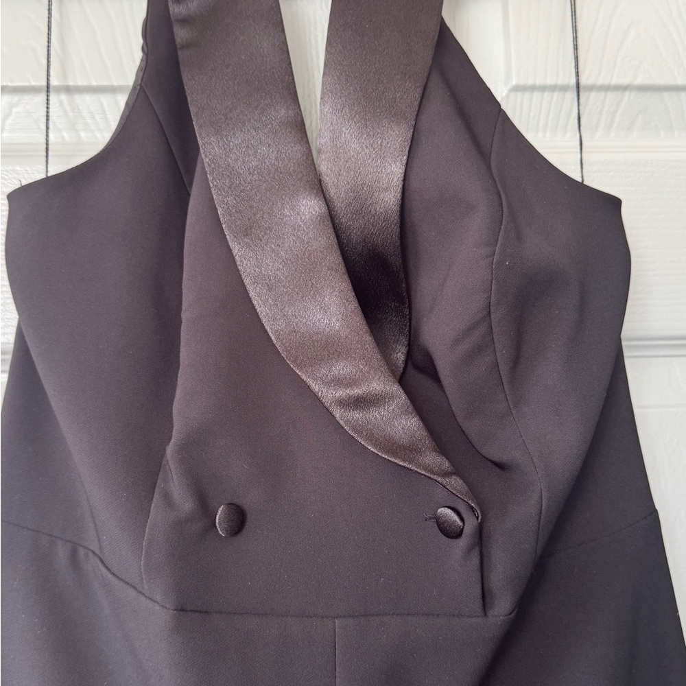 Elegant Black Tuxedo Jumpsuit - Picture 5 of 7